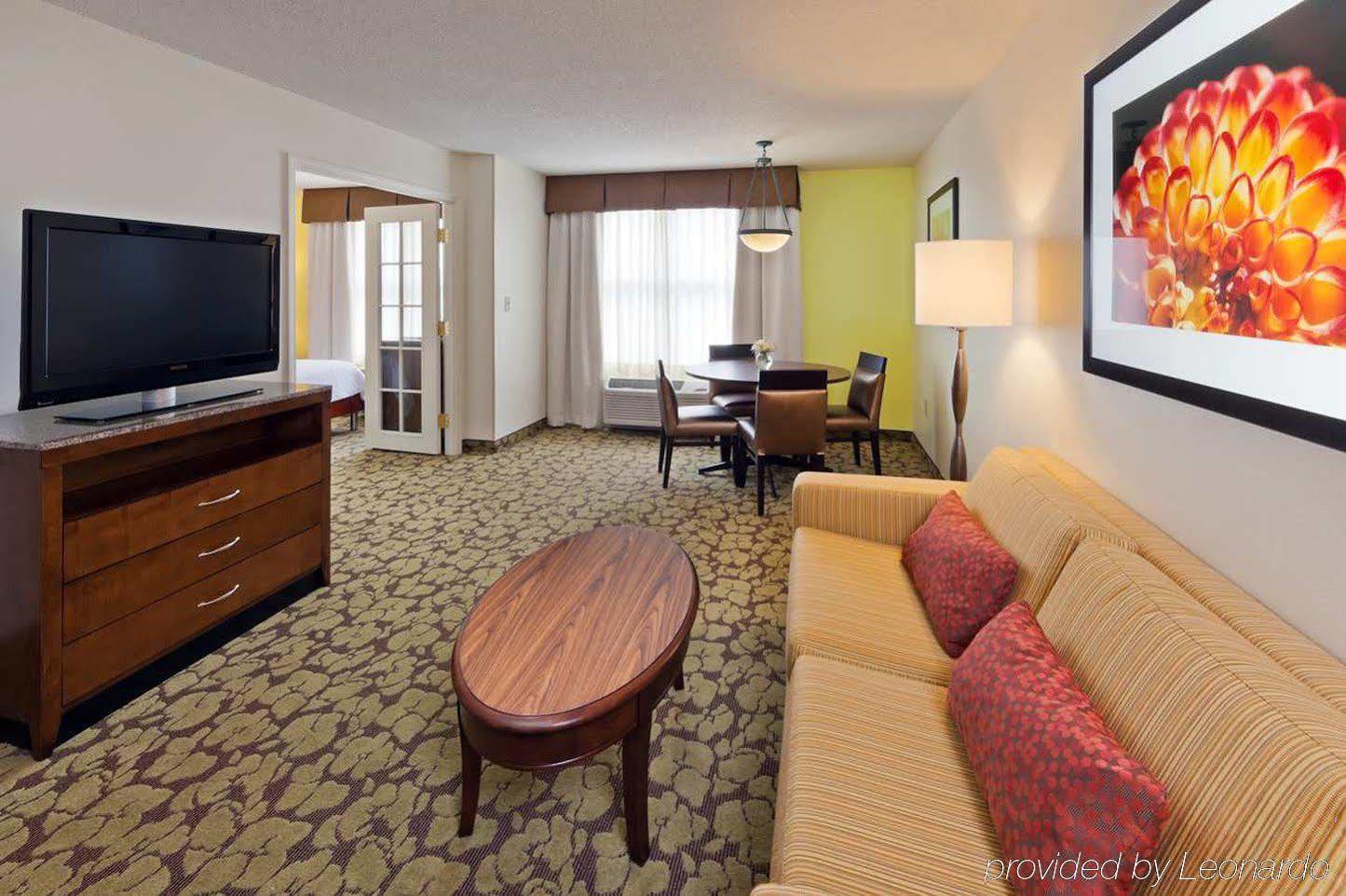 Hilton Garden Inn Atlanta Perimeter Center Дънууди Екстериор снимка