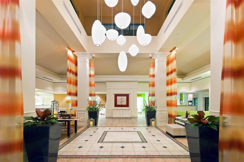 Hilton Garden Inn Atlanta Perimeter Center Дънууди Екстериор снимка