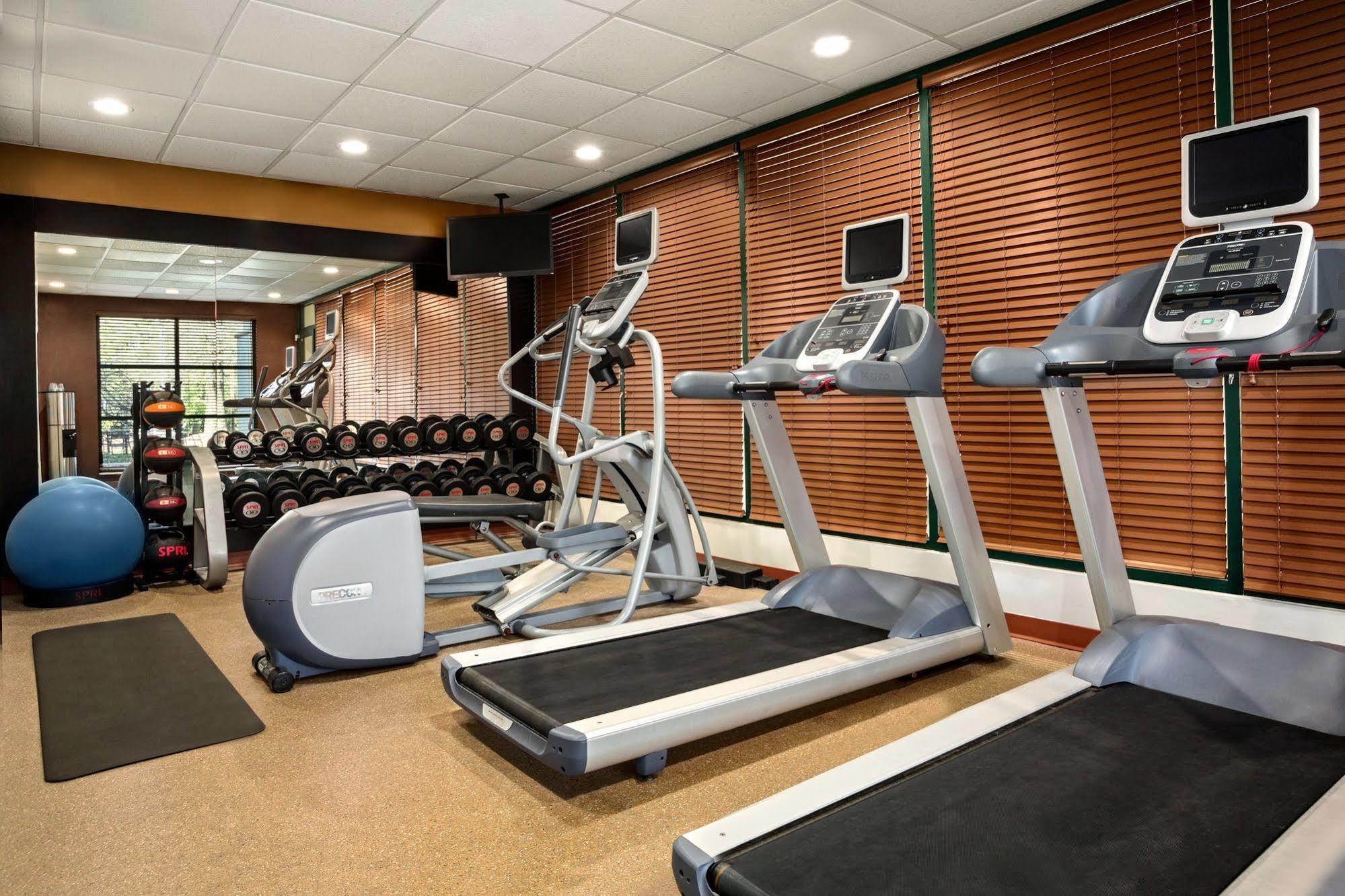 Hilton Garden Inn Atlanta Perimeter Center Дънууди Екстериор снимка